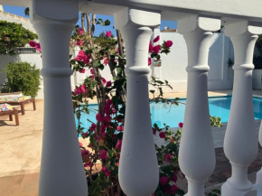 Family villa with pool, walk to beach, restaurants and shopping, La Cala De Mijas